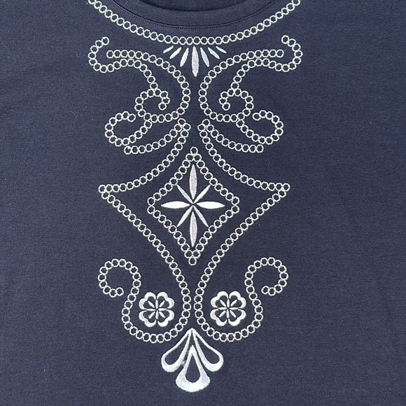 New Without Tags Black Tee Shirt - Picture 2 of 4